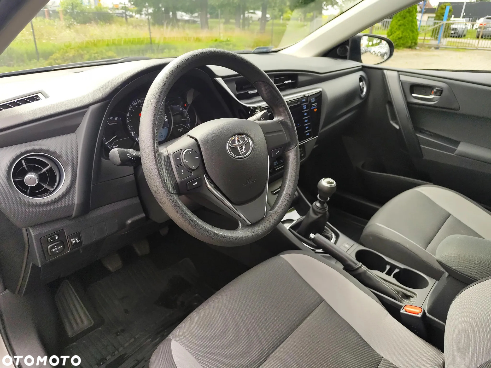 Toyota Auris 1.33 VVT-i Comfort - 9