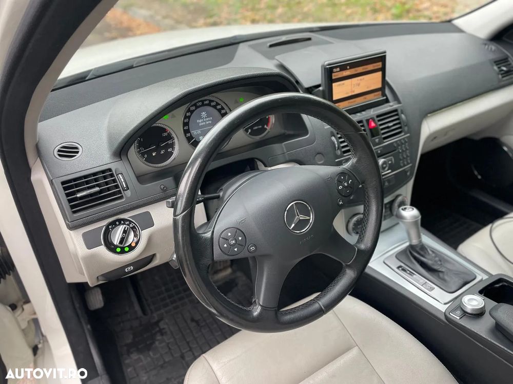 Mercedes-Benz C 320 CDI 4-Matic - 11