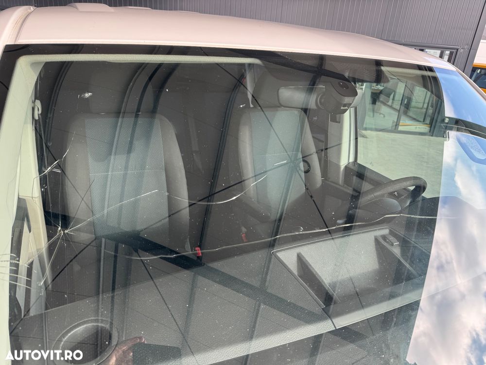 Volkswagen T6 Transporter - 24