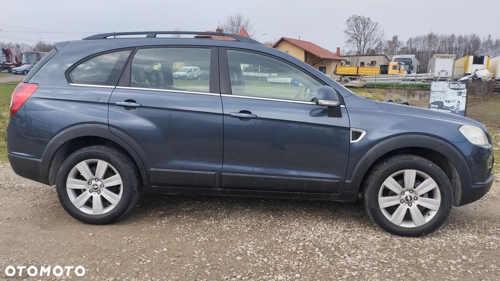 Chevrolet Captiva 2.0 4WD 7 Sitzer Automatik LT Exclusive - 11