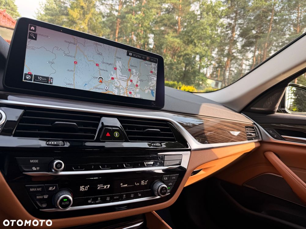 BMW Seria 5 520d Luxury Line - 21