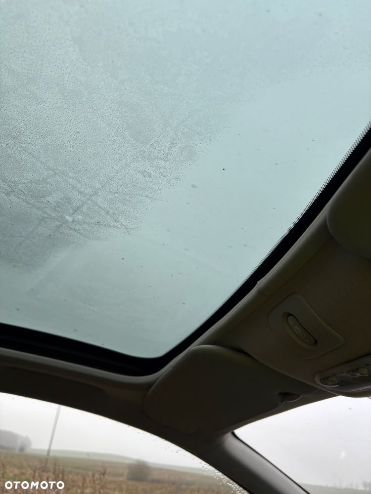 Nissan Qashqai 2.0 dCi 4x4 Tekna - 26