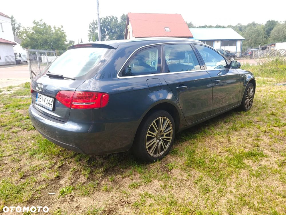 Audi A4 Avant 2.0 TDI - 7