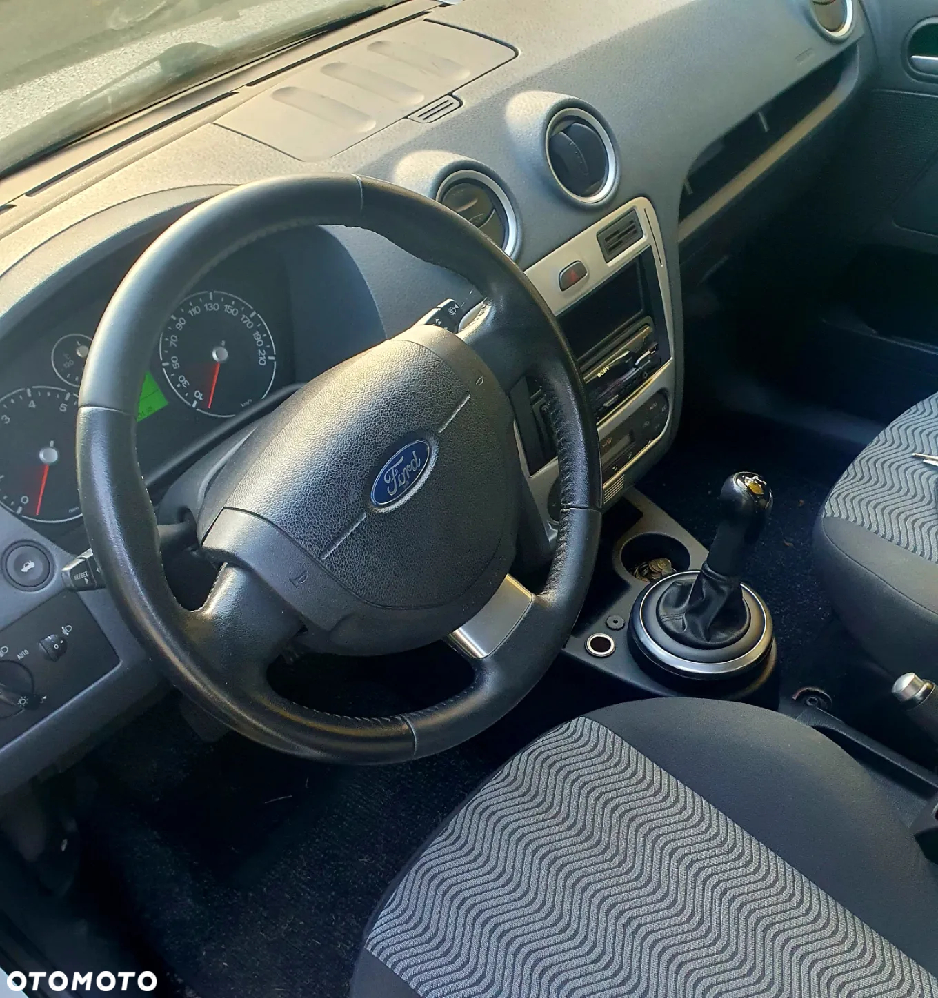 Ford Fusion - 11
