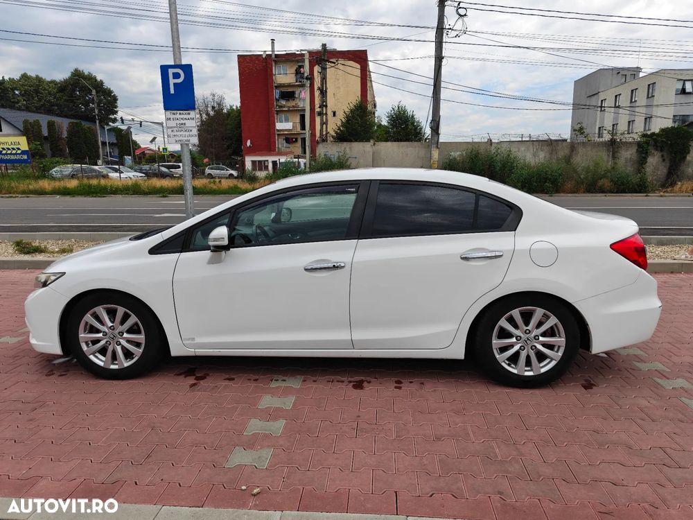 Honda Civic 1.8i-VTEC Sport - 2