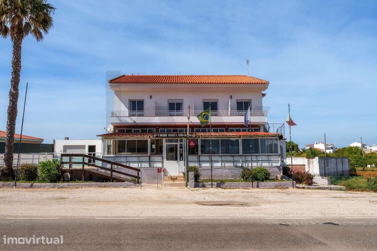 Moradia e Restaurante para venda localizado na EN 125 em Altura - Opor - Grande imagem: 2/60