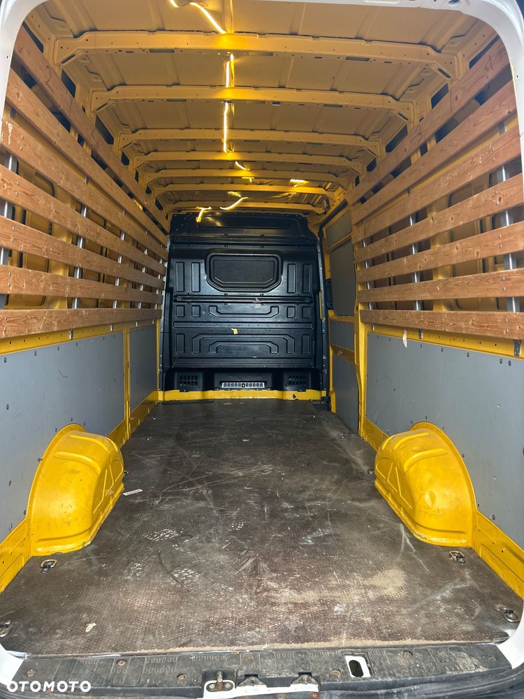 Volkswagen Crafter - 6
