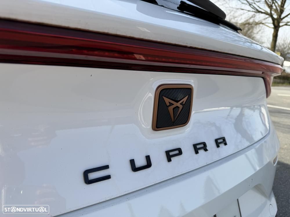Cupra Leon 1.4 e-Hybrid VZ DSG - 15