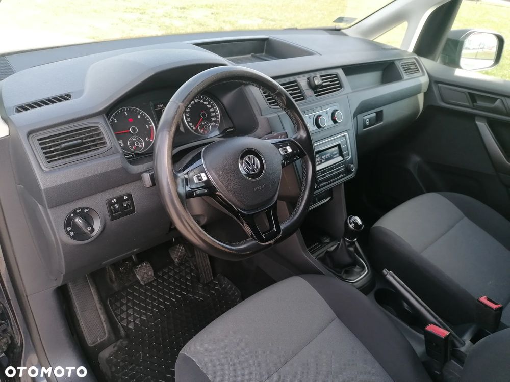 Volkswagen Caddy - 10