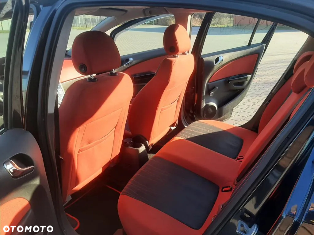 Opel Corsa 1.2 16V Enjoy - 5