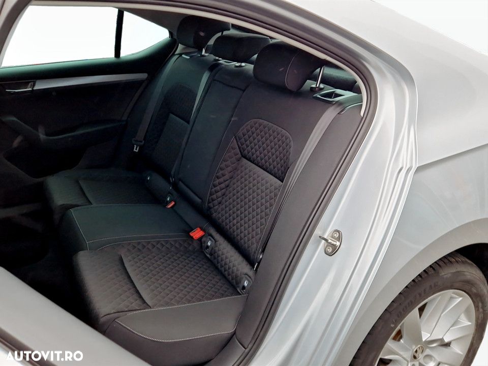 Skoda Superb 1.5 TSI DSG Ambition - 15