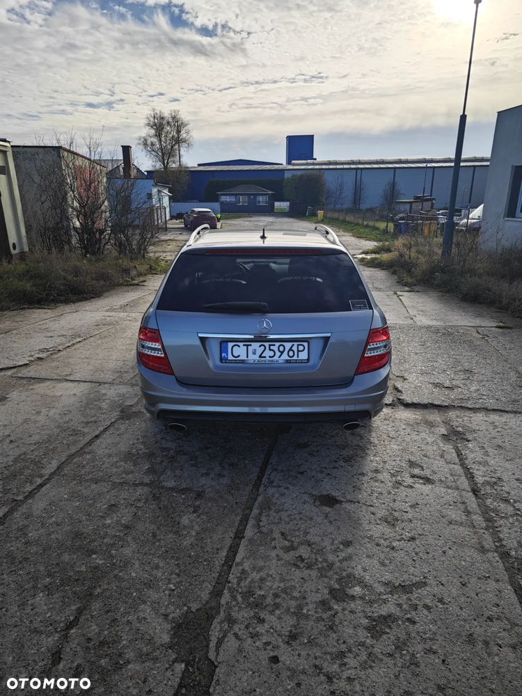 Mercedes-Benz Klasa C 320 CDI Avantgarde 4-Matic - 14