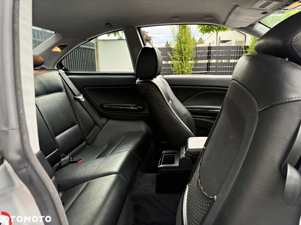 BMW Seria 3 328Ci - 23