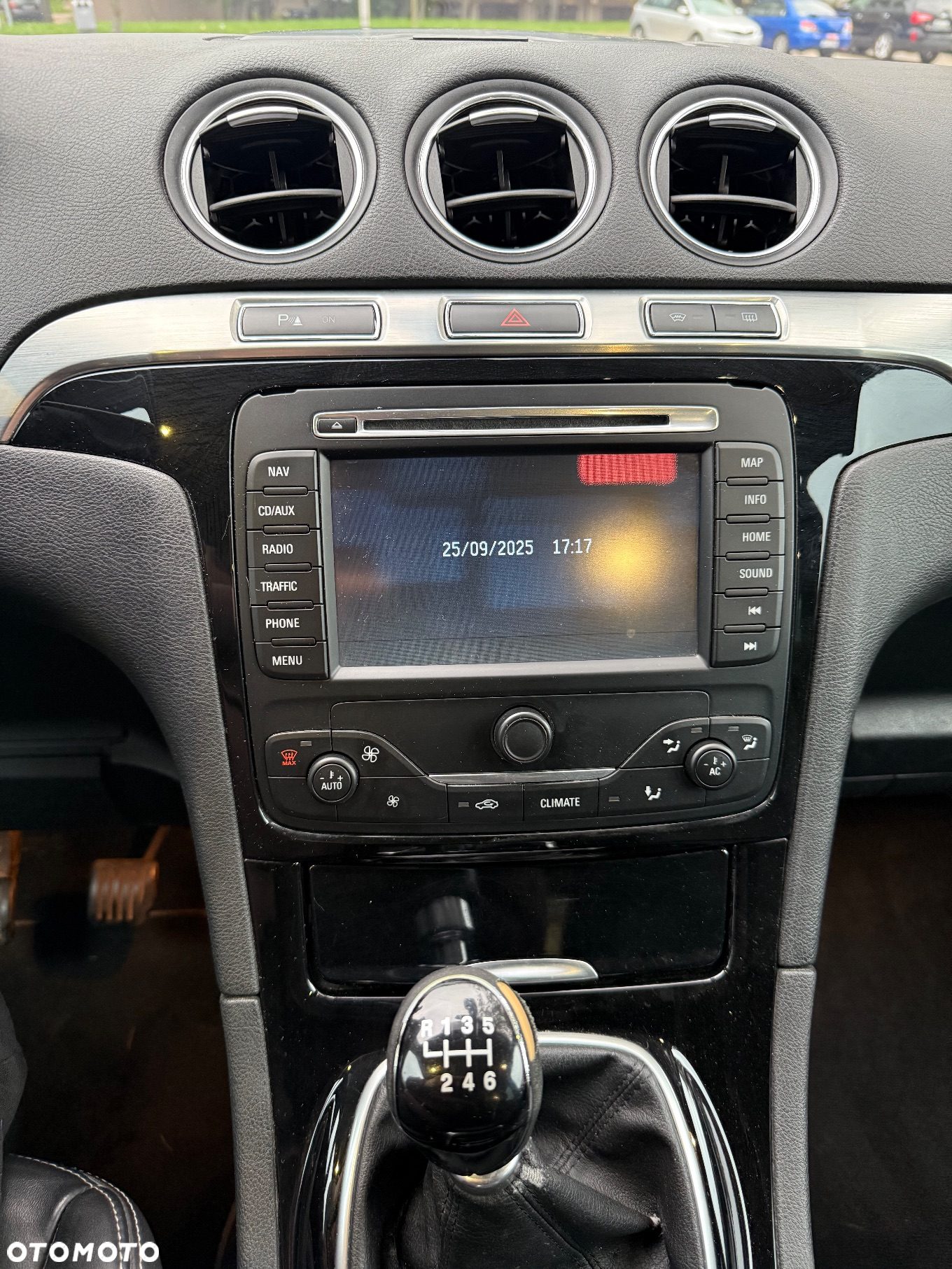 Ford S-Max - 15