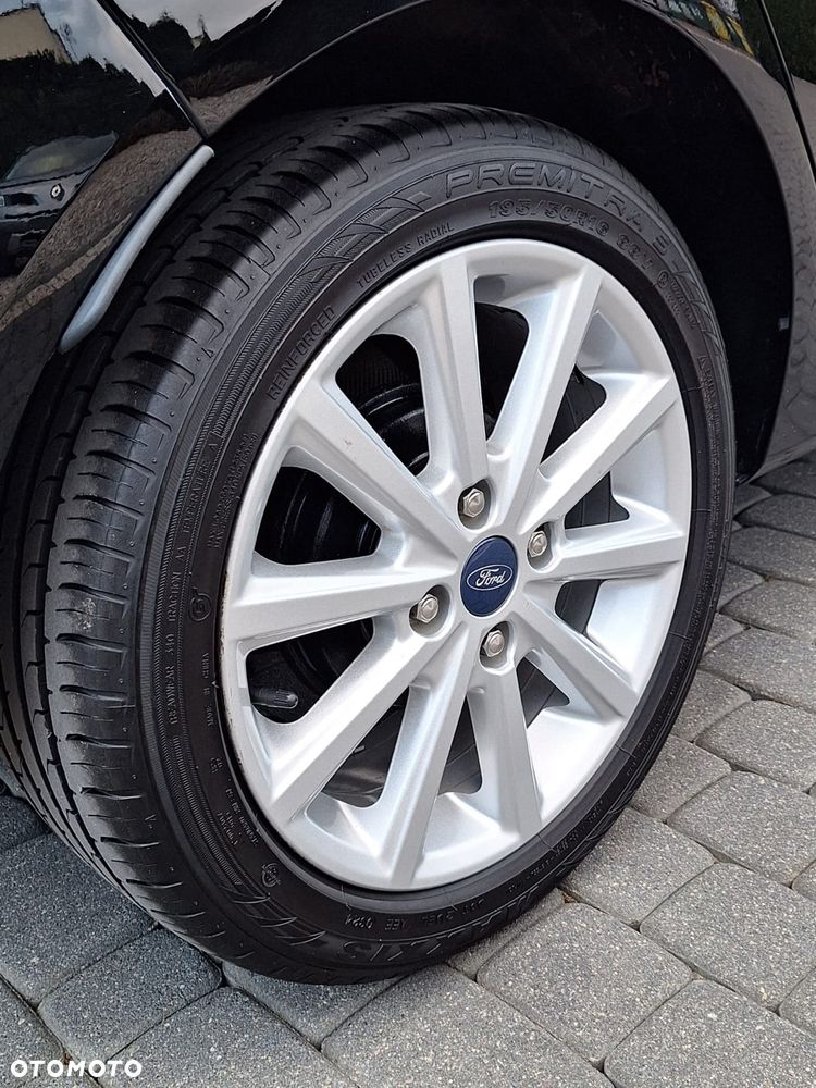 Ford Fiesta 1.0 EcoBoost STart-Stop Titanium - 23