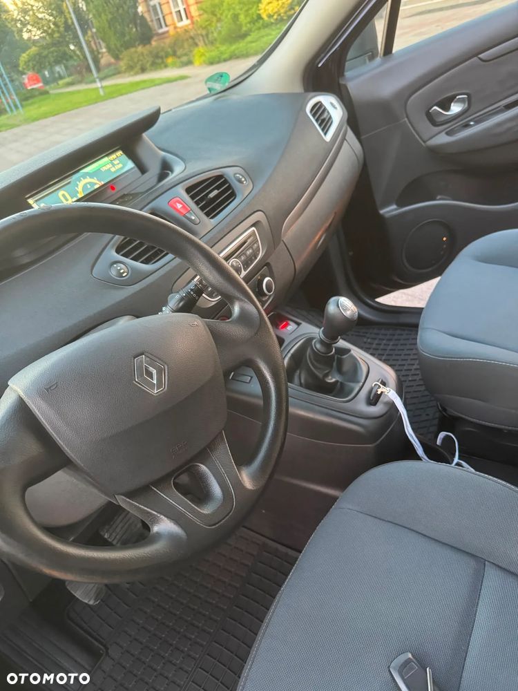 Renault Scenic 1.5 dCi Confort Authentique - 18