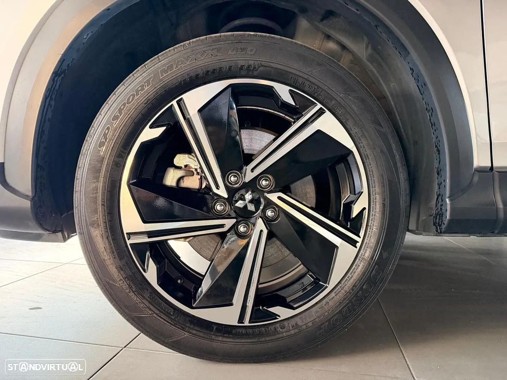 Mitsubishi Eclipse Cross 2.4 PHEV eMotion - 28