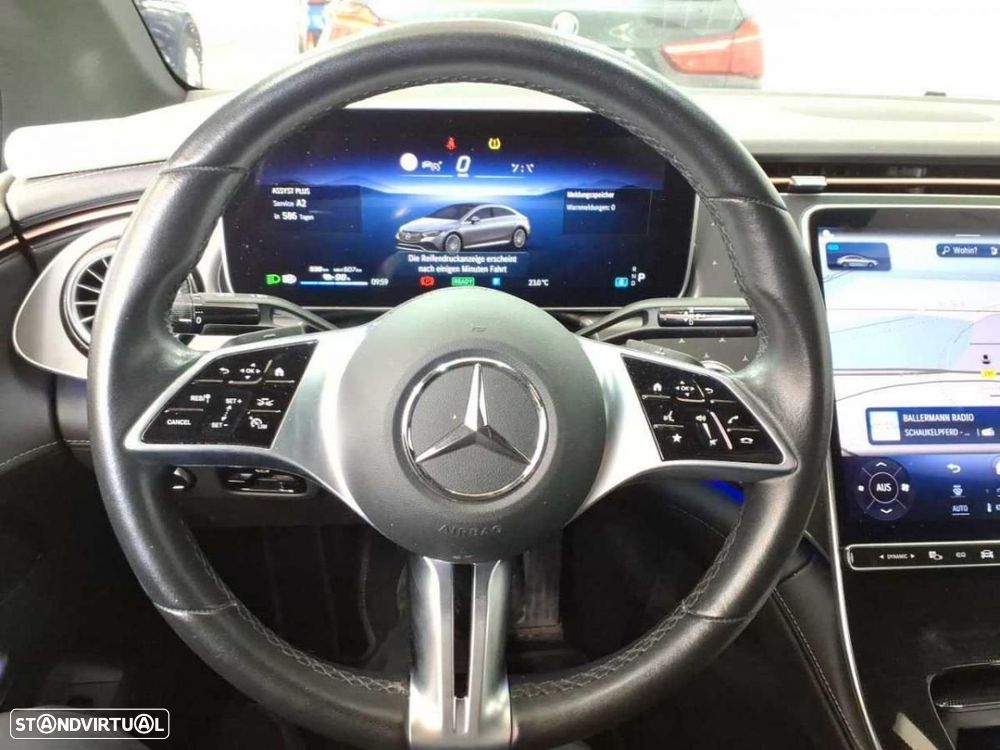 Mercedes-Benz EQE 300 Electric Art - 4