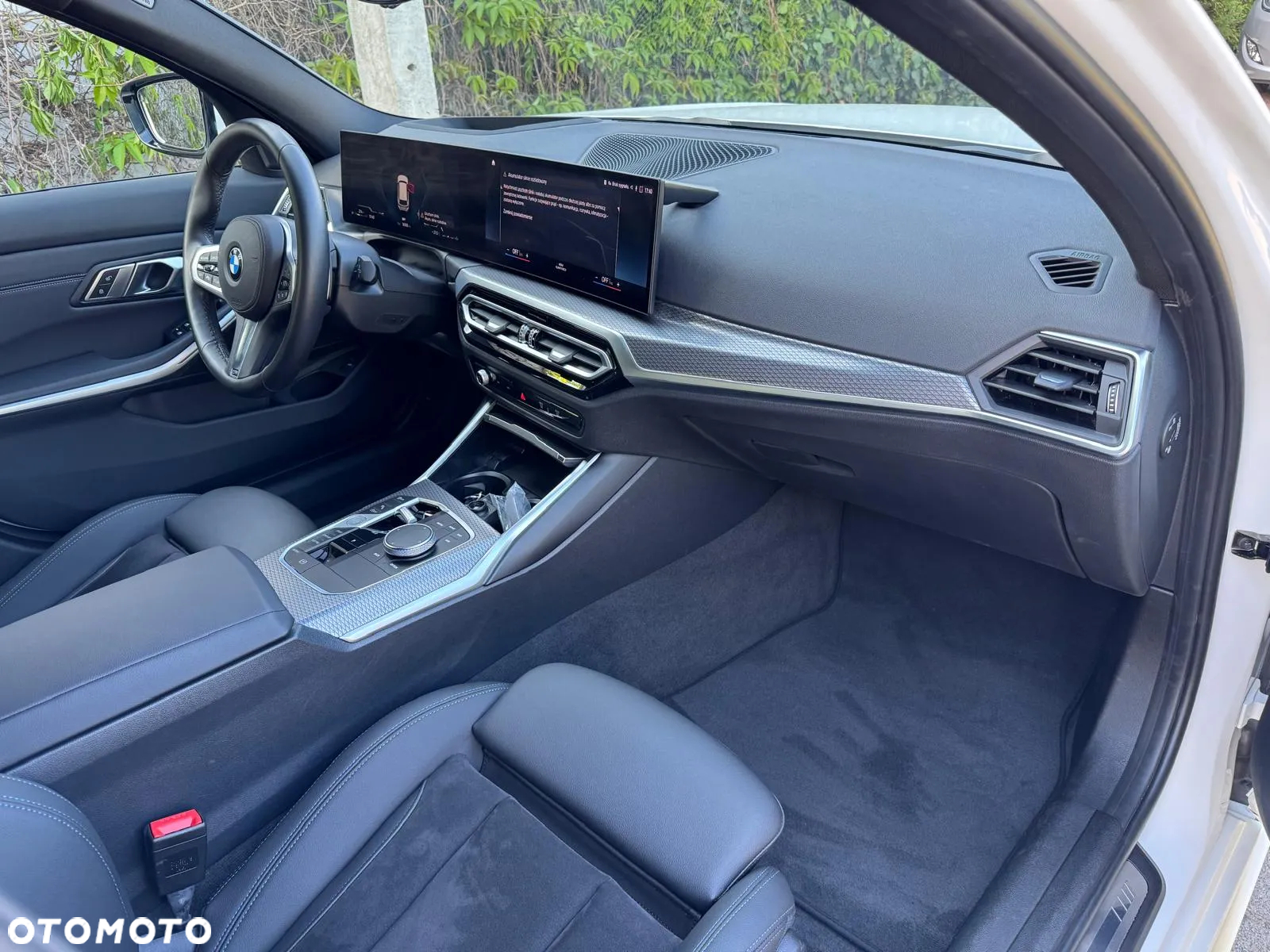 BMW Seria 3 320i Touring M Sport - 8