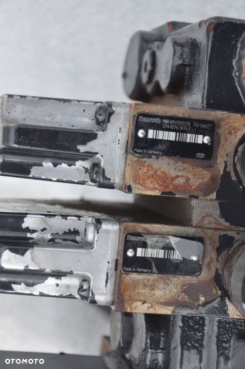 ROZDZIELACZ HYDRAULICZNY NOWY !!! REXROTH DEUTZ 6190 SAME NR R917010231 - 6