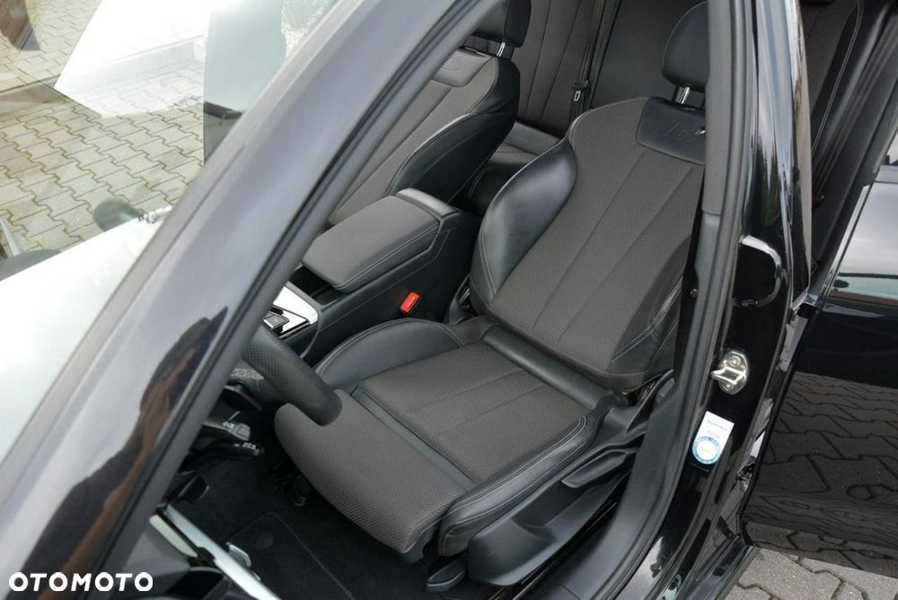 Audi A4 Avant 40 TDI S Line S tronic - 22