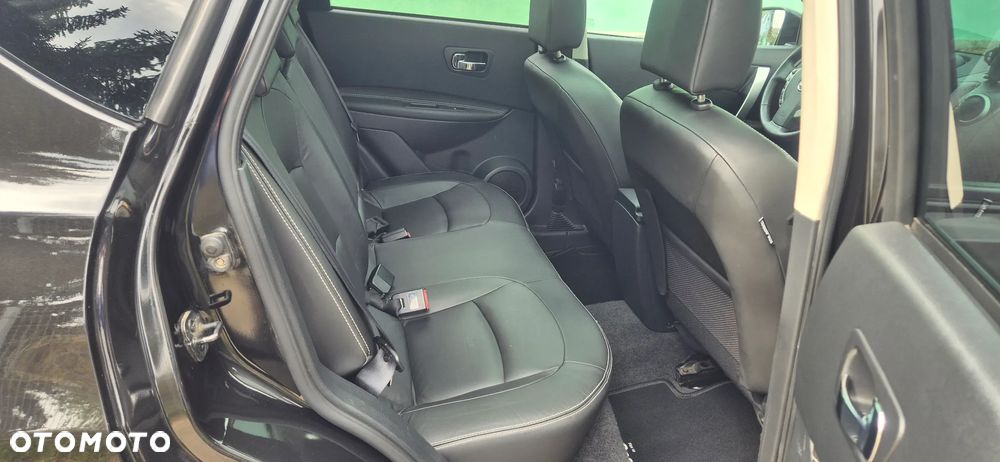 Nissan Qashqai 2.0 dCi 4 x 4 DPF tekna - 20