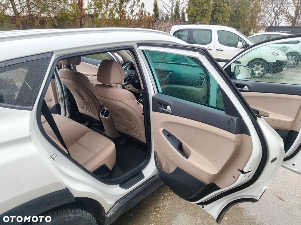Hyundai Tucson - 18