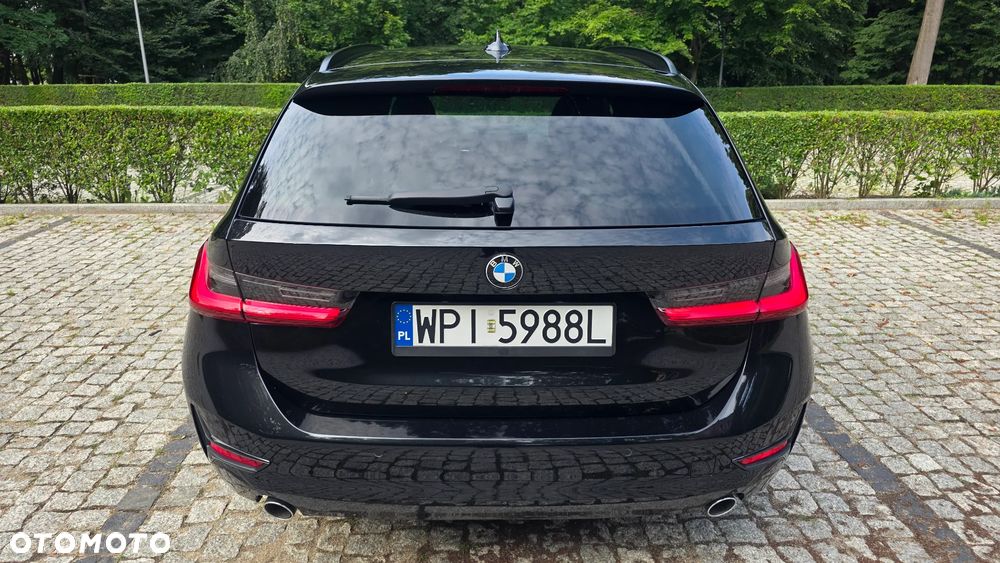 BMW Seria 3 318d MHEV Business Edition - 6