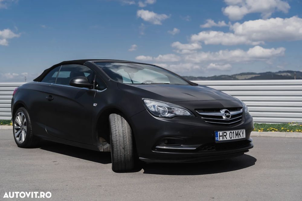 Opel Cascada 1.6 Turbo ECOTEC Start/Stop Cabriolet - 4