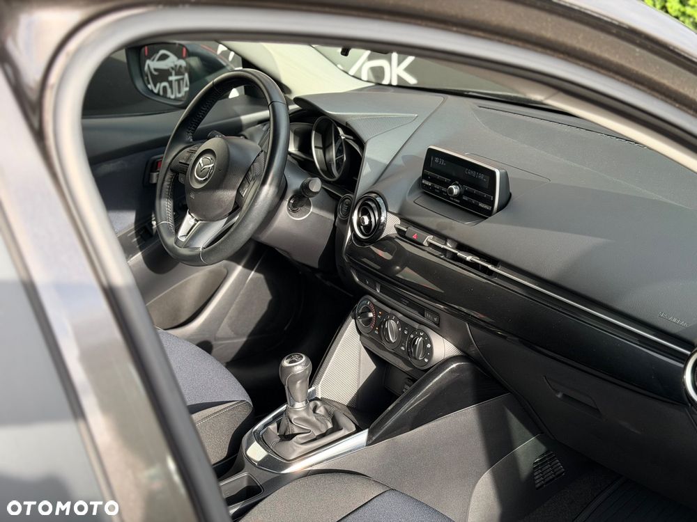 Mazda 2 - 30