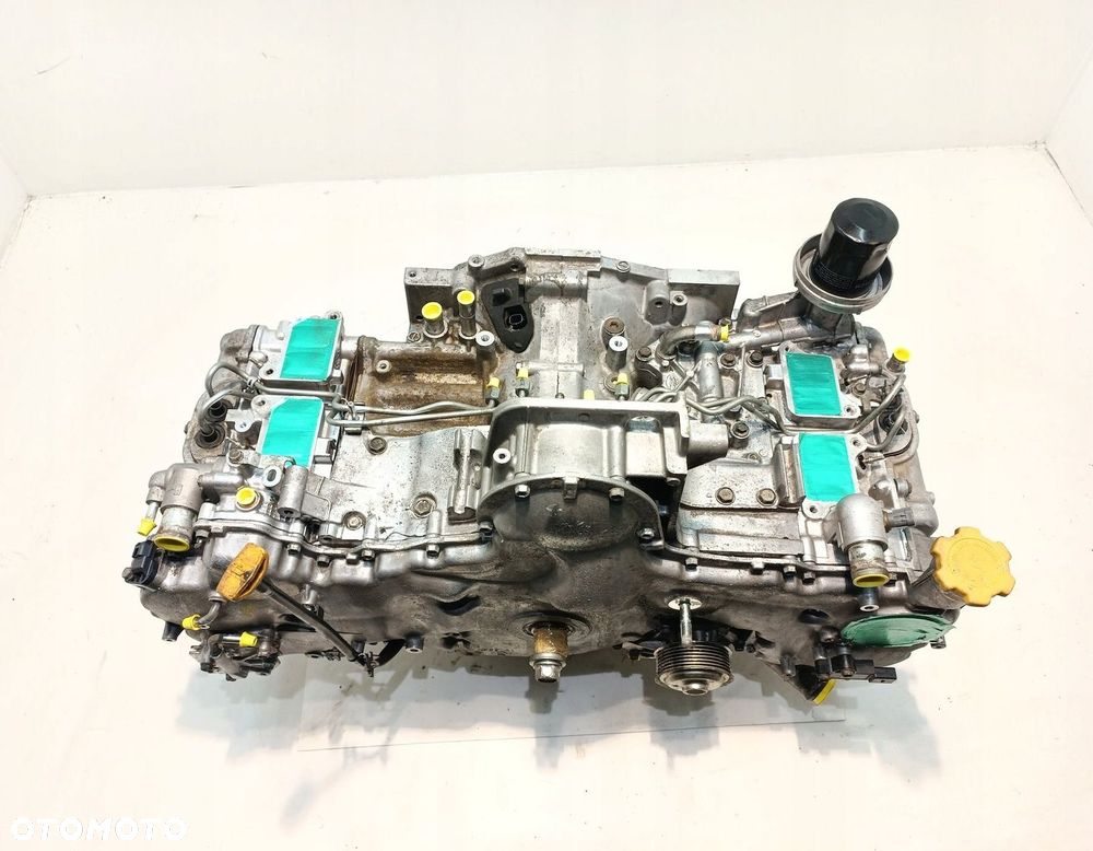 SILNIK SUBARU LEGACY FORESTER 2.0 D EE20Z PLASTIKOWY KOLEKTOR - 9