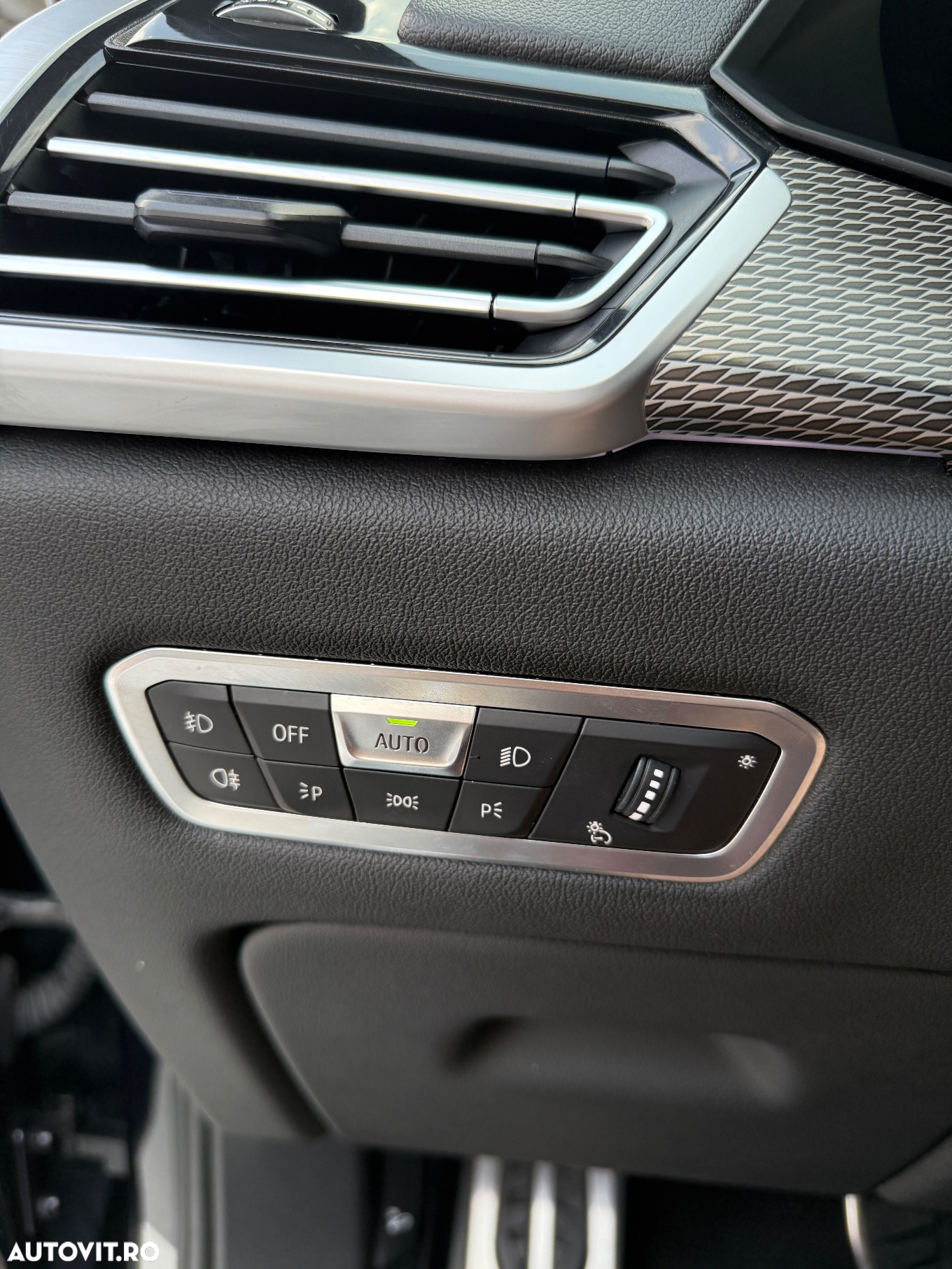 BMW X6 xDrive40i - 17