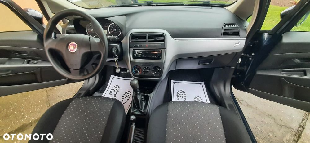 Fiat Grande Punto - 26