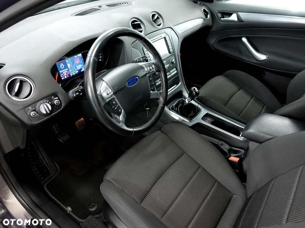 Ford Mondeo 2.0 TDCi Titanium - 11