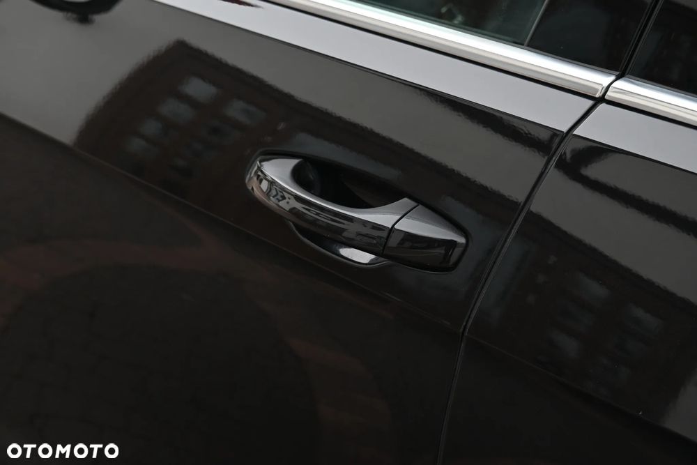 Volkswagen Golf 2.0 TDI BMT Highline DSG - 23