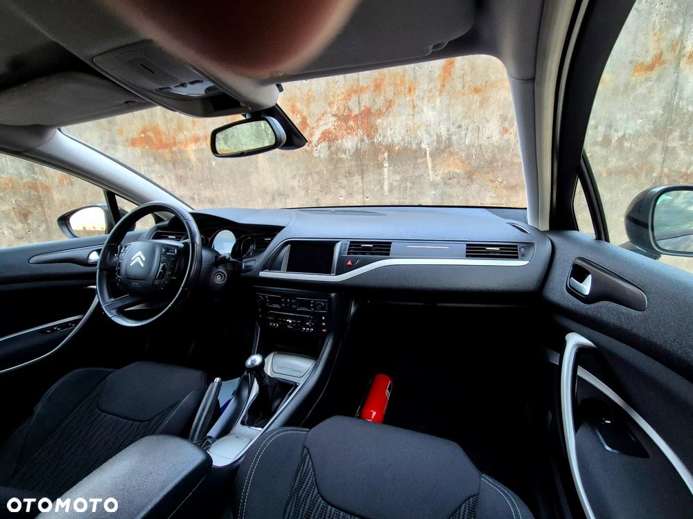 Citroën C5 1.6 HDi Attraction - 32