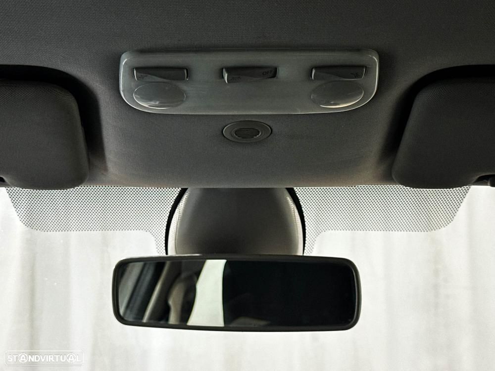 Renault Mégane 1.5 dCi Dynamique CO2 Champion - 24