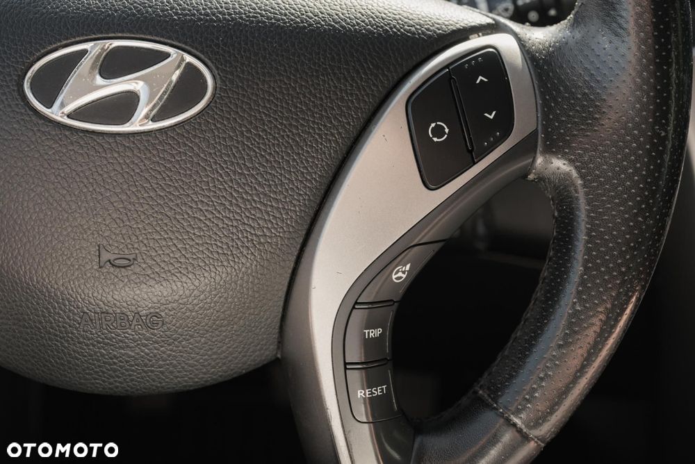 Hyundai i30 - 21