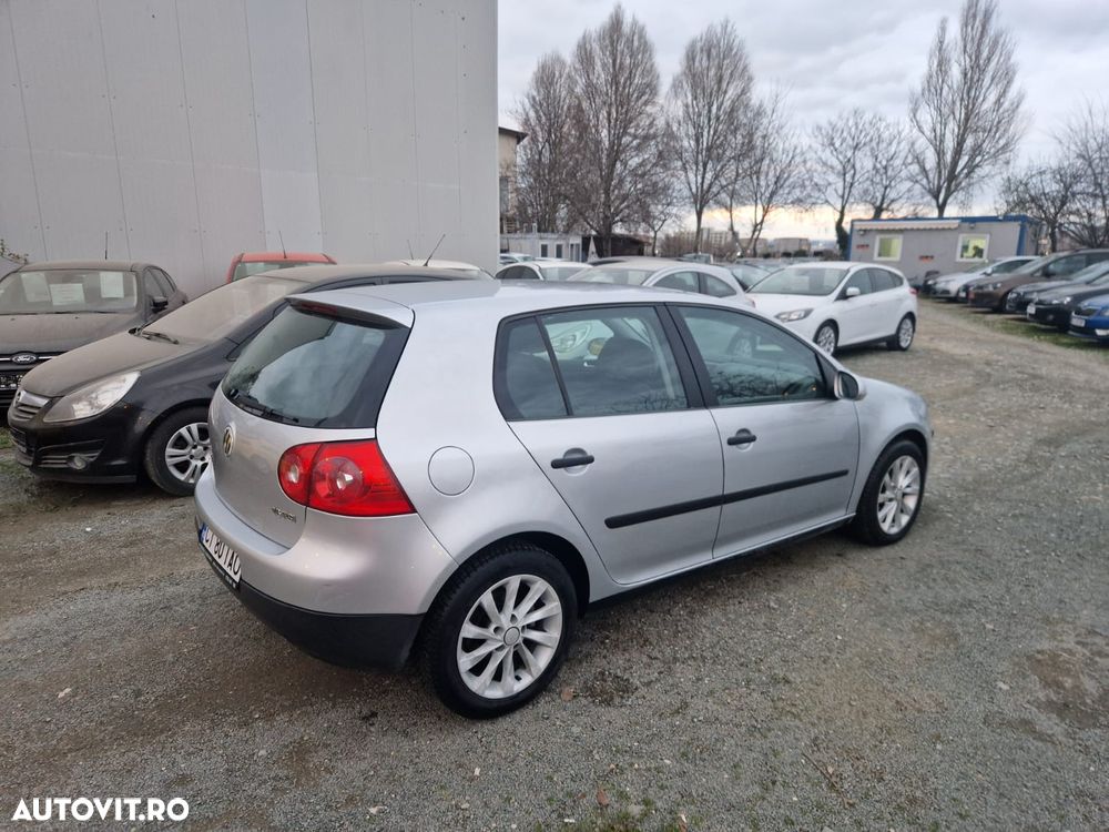 Volkswagen Golf - 14