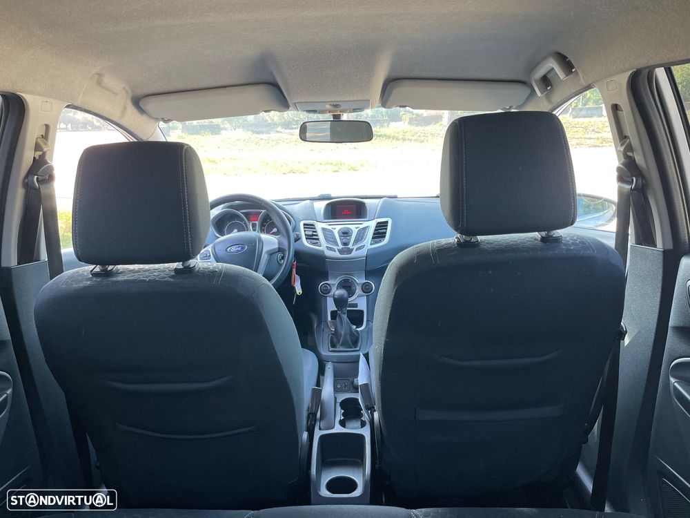 Ford Fiesta 1.4 TDCI Titanium - 19