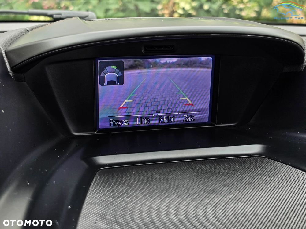Ford Kuga 2.0 TDCi 2x4 Titanium - 33
