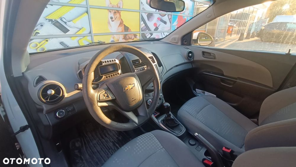 Chevrolet Aveo 1.2 LS - 7