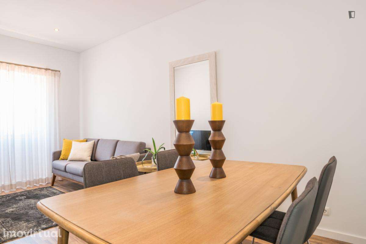 Apartamento com 2 quartos - localizado em Faro - Grande imagem: 5/11