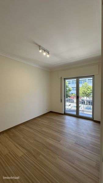 T1+1 totalmente remodelado | 52 m² | Bonfim – Porto - Grande imagem: 4/12