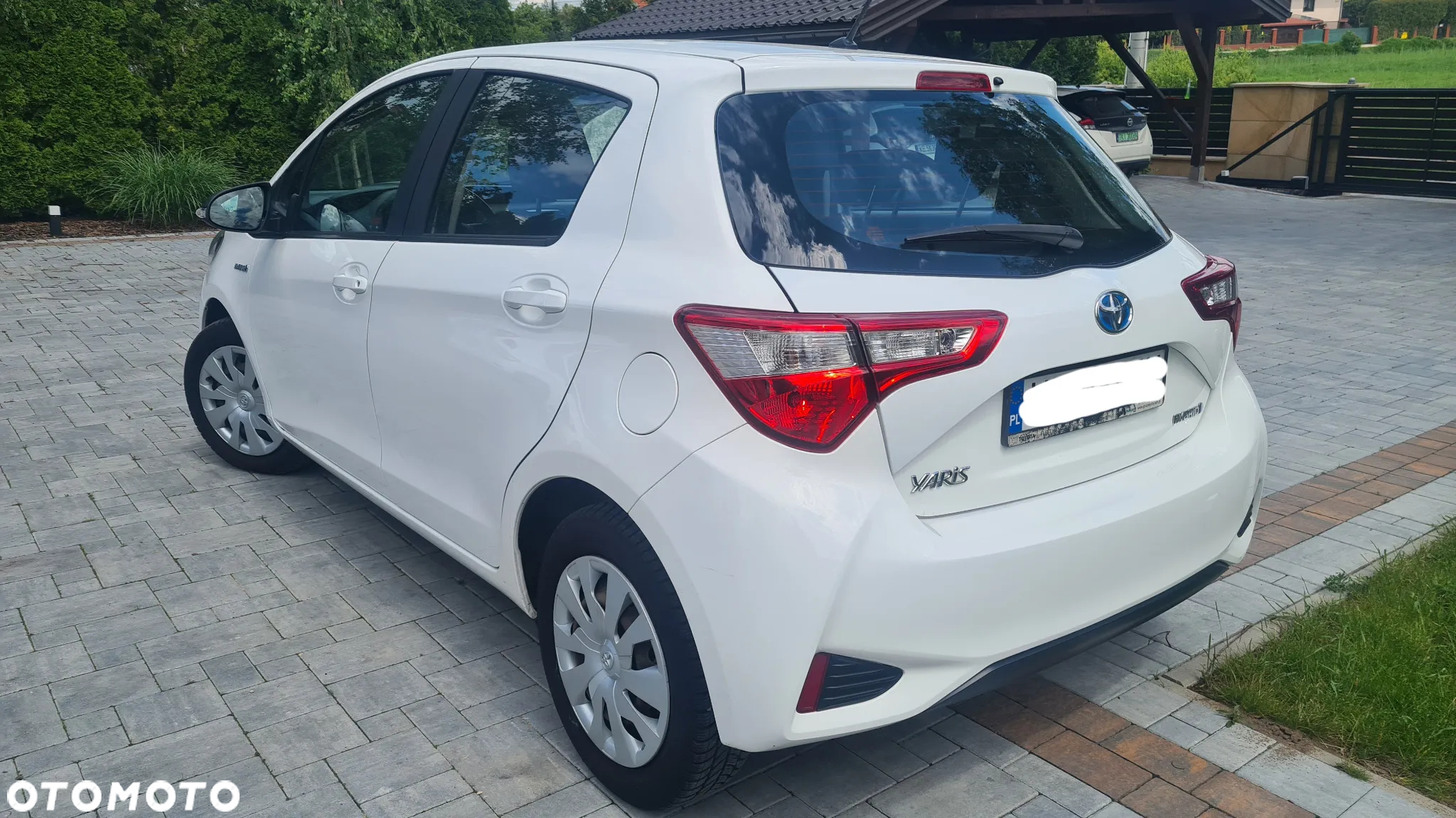 Toyota Yaris - 12