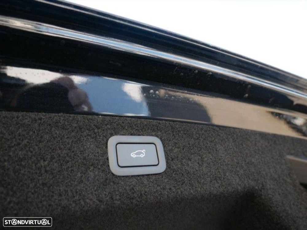 Xpeng P7i 86.2 kWh AWD Performance - 17