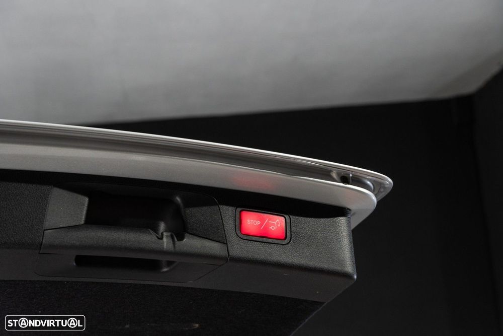 Mercedes-Benz E 220 d Avantgarde - 46