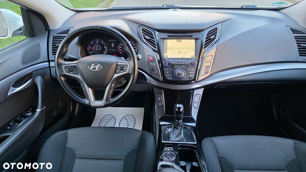 Hyundai i40 Kombi 1.7 CRDi DCT Premium - 7