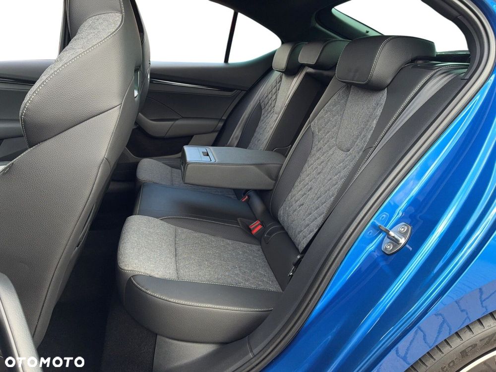 Skoda Octavia 1.5 TSI mHEV Sportline DSG - 11