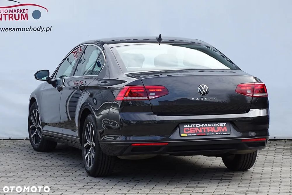 Volkswagen Passat - 39